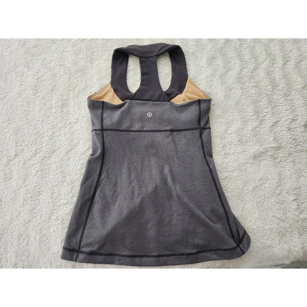Lululemon Gray Striped Built in Bra Tank Top Racerback Workout Athletic Womens